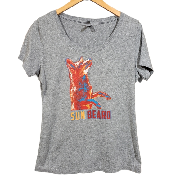 Next Level Apparel Tops - Next level "sun beard" fox graphic t-shirt